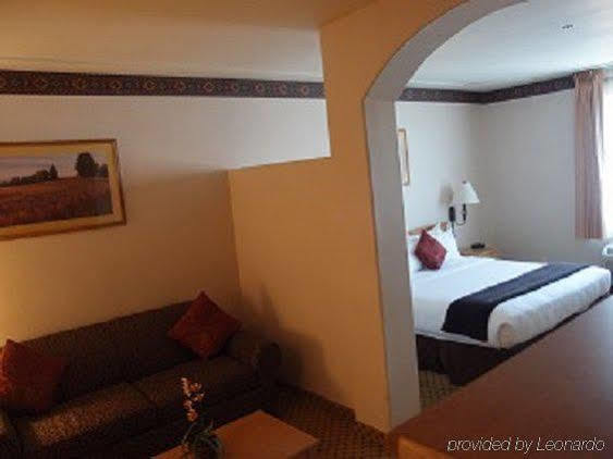 The Inn At Rolling Hills Casino & Resort Corning Exteriör bild